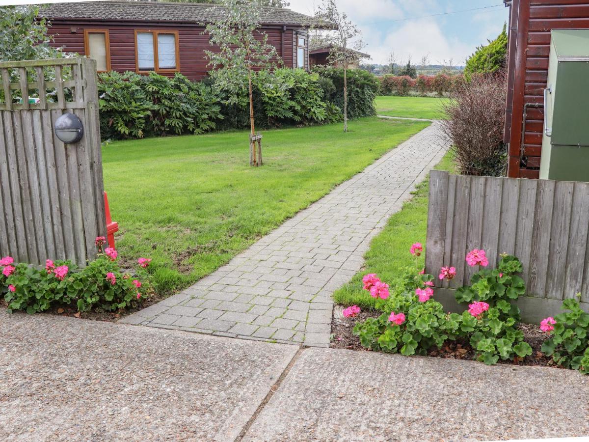 Lodge Two, Country View Park Faversham Exterior photo